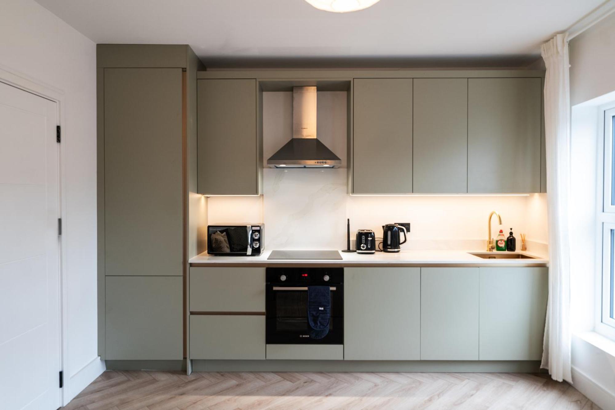 The Battersea Place - Charming 4Bdr Flat London Ngoại thất bức ảnh
